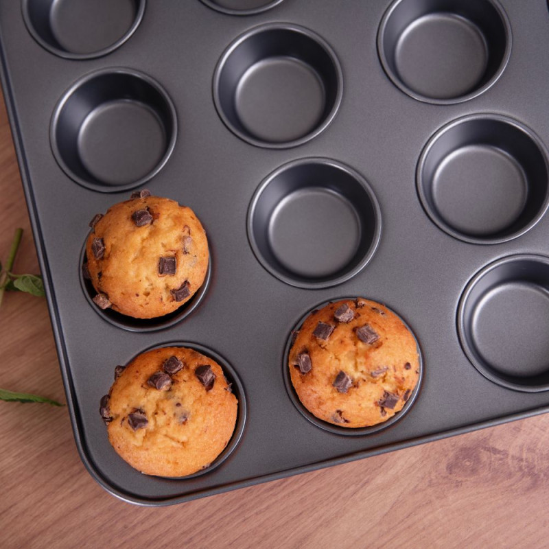 Forma nieprzywieralna do muffinek IDEAL 40x34x3,5cm 19525 