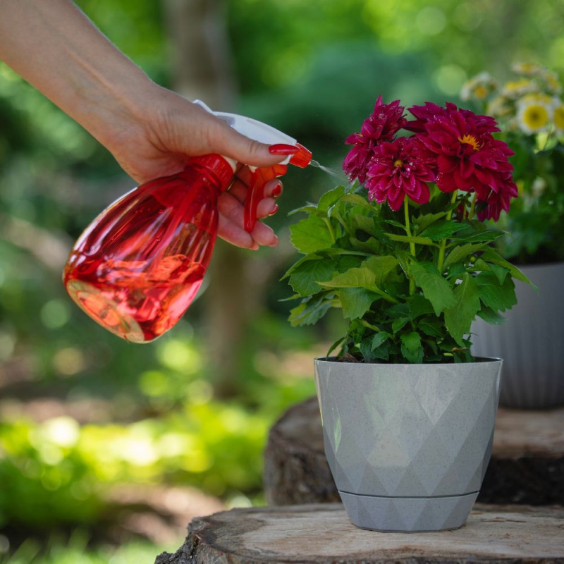 Zraszacz transparentny FLORA 550ml 9079 czerwony